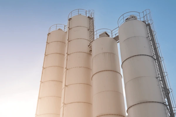 Silos för spannmål kontra foder – vad skiljer dem åt?
