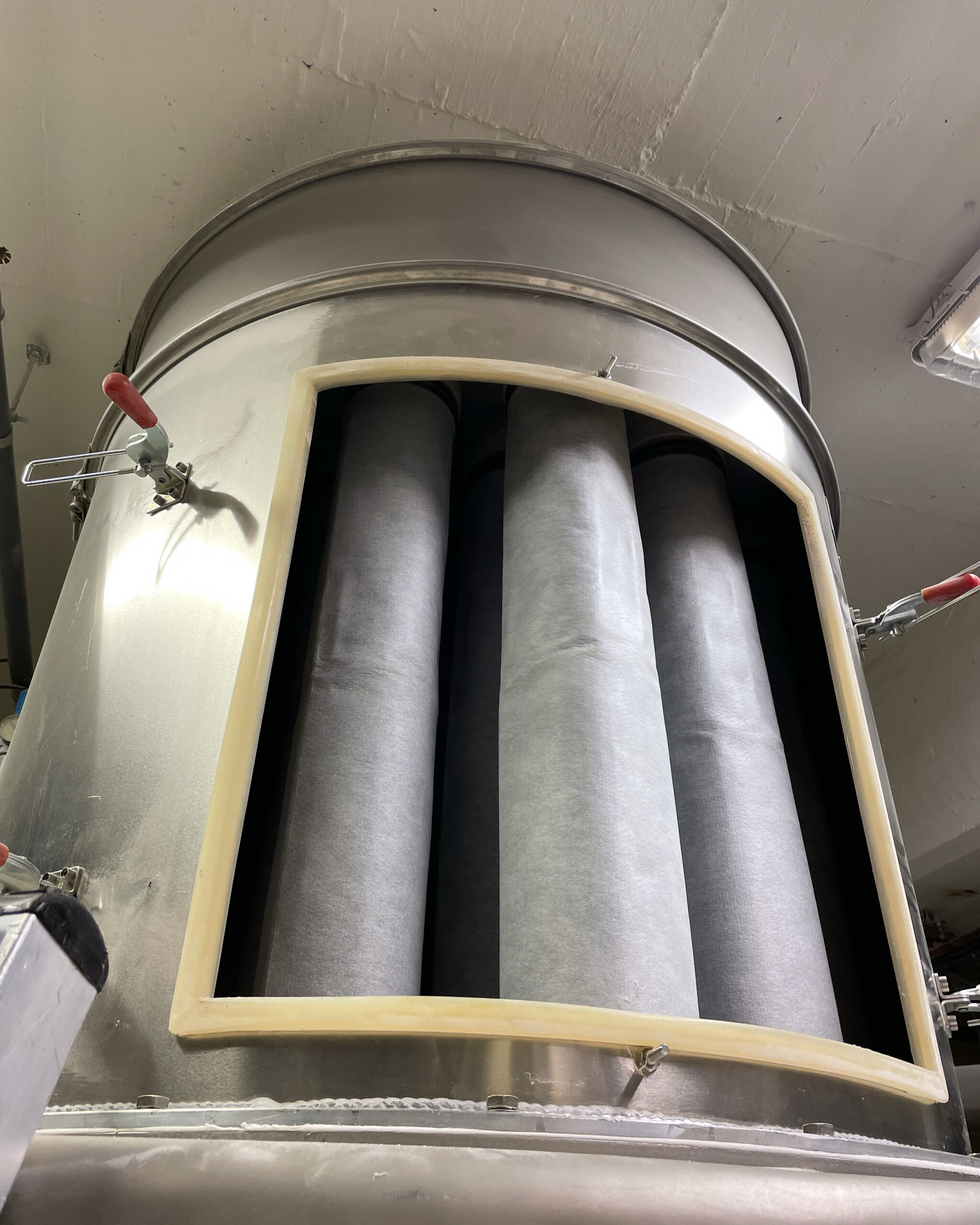 Montering av silosystem med rörmontage och filtersystem